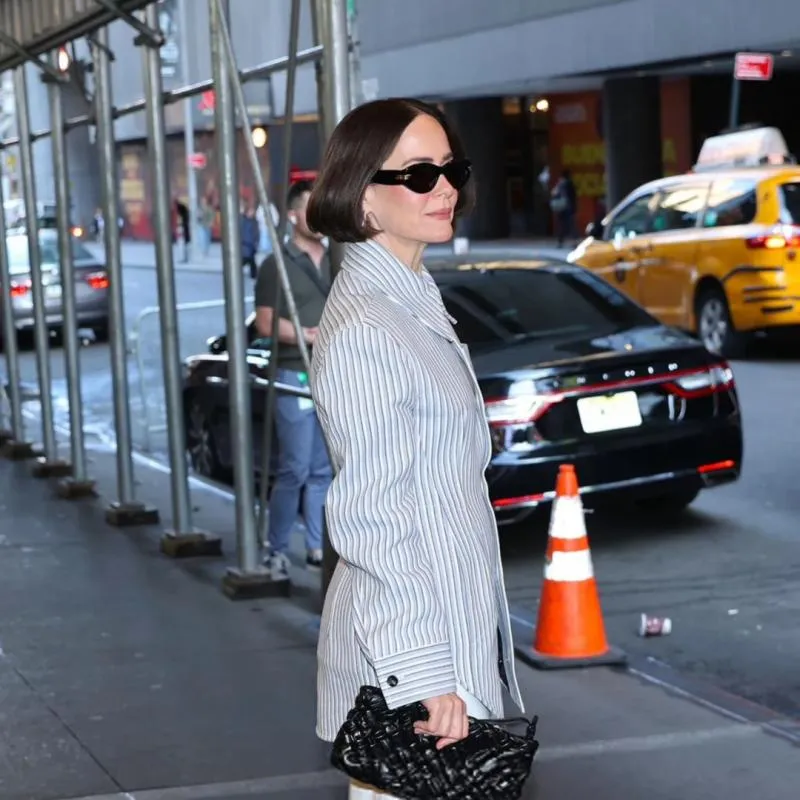 BOTTEGA VENETA BV1322S 001
