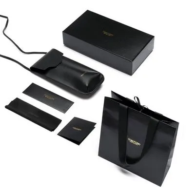 TOM FORD FT1330 01E Icon Square